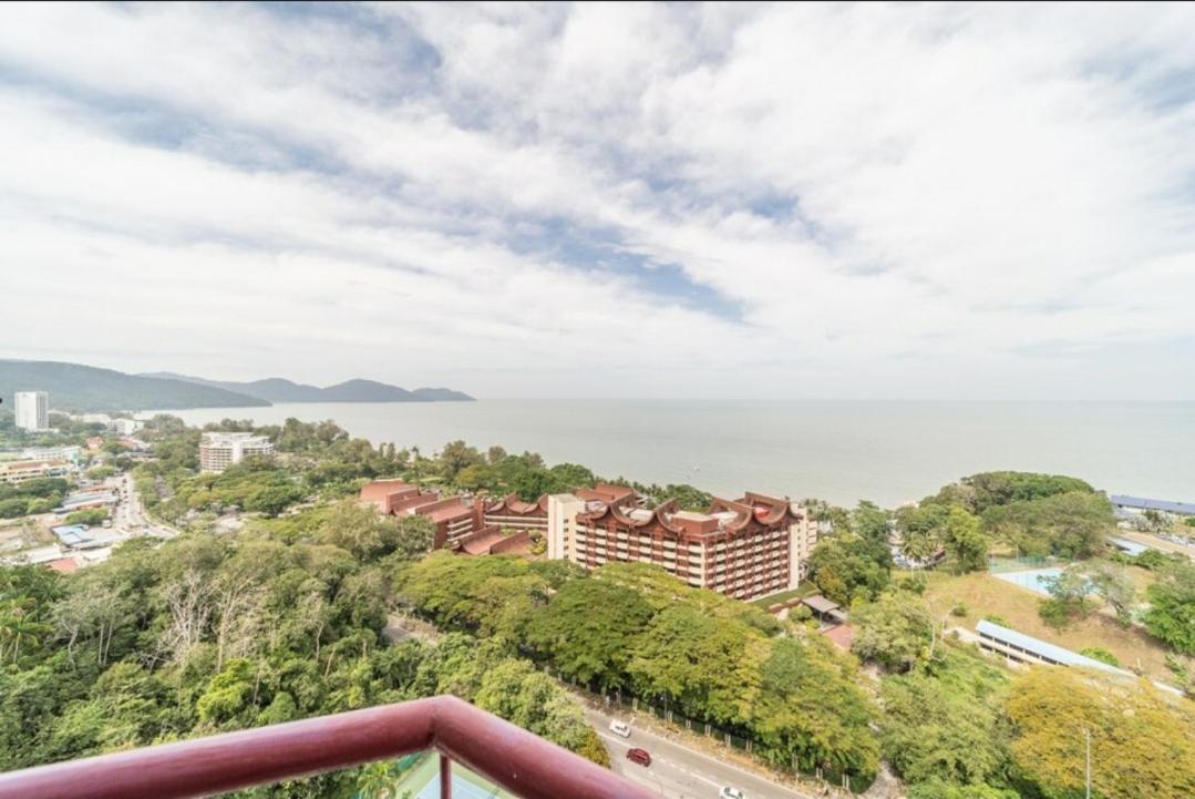 Batu Ferringhi Luxury Seaview Suite - 3Br Экстерьер фото