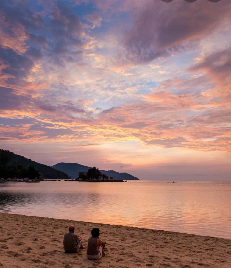 Batu Ferringhi Luxury Seaview Suite - 3Br Экстерьер фото