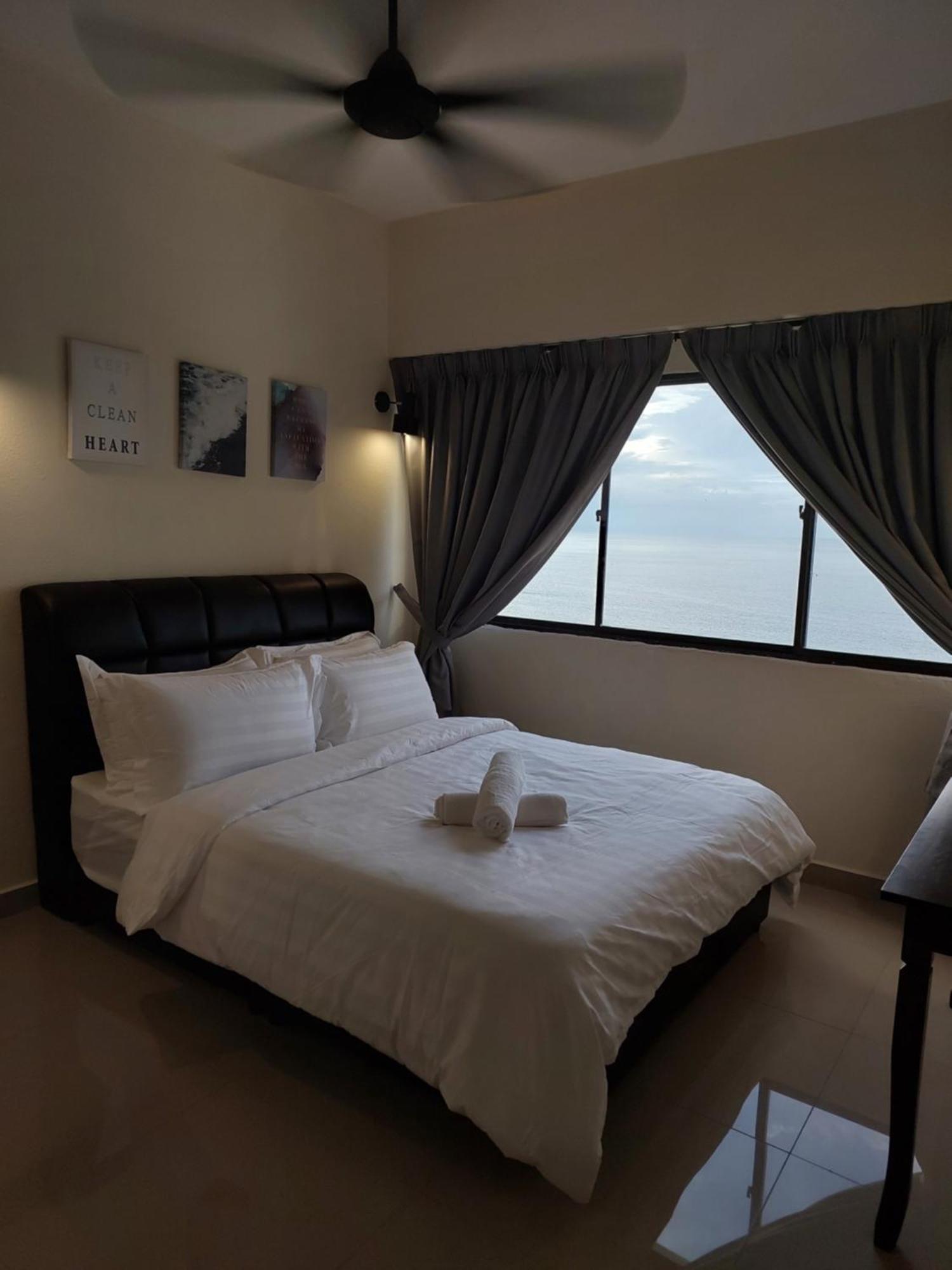 Batu Ferringhi Luxury Seaview Suite - 3Br Экстерьер фото